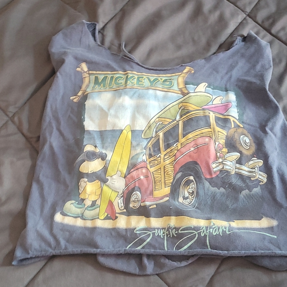 🦖Vintage Mickey Tank